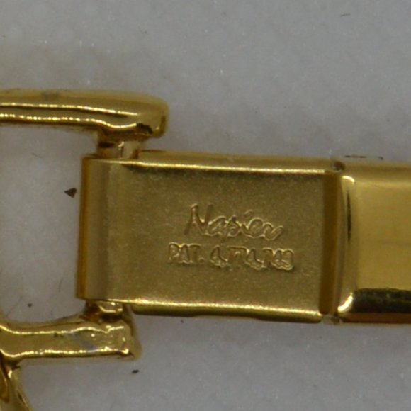 Vintage Napier Gold-Toned Leaf Collar Necklace - Picture 10 of 10